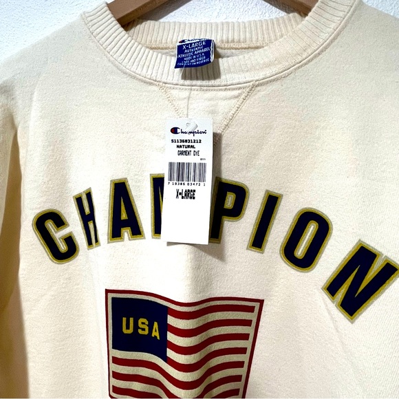Vintage Champion | USA Olympic Crewneck Sweatshirt - Picture 3 of 4